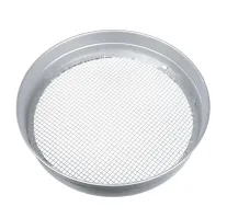 Kerti fém sziták 6 és 12 mm -es rácsozattal